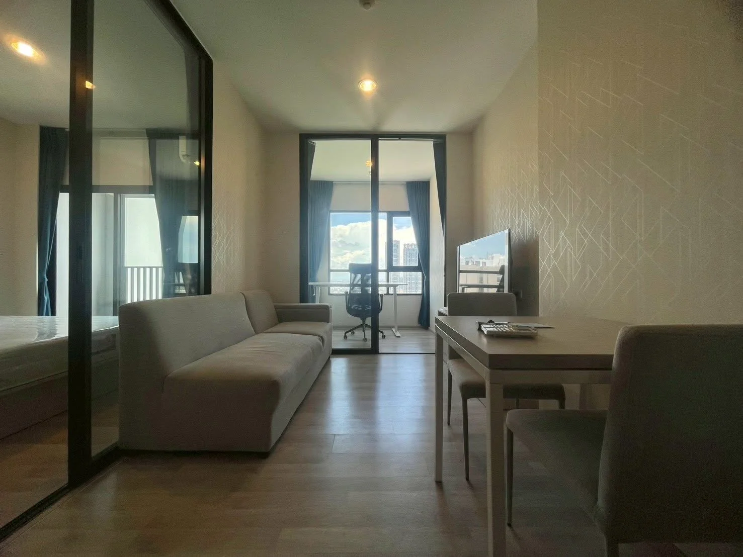1 Bedroom condo in Niche Mono Mega Space Bangna