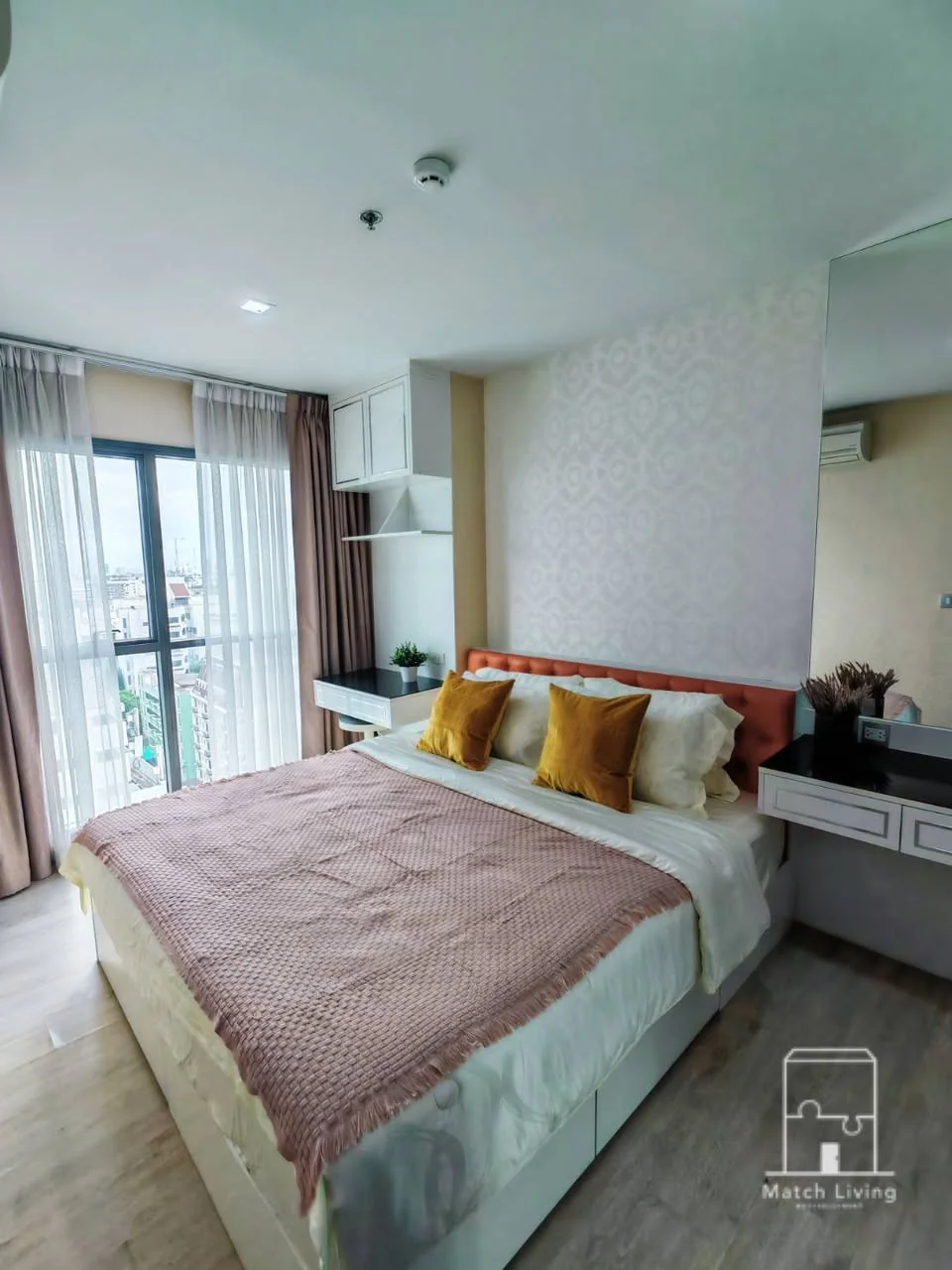 2 Bedroom condo in Rhythm Rangnam