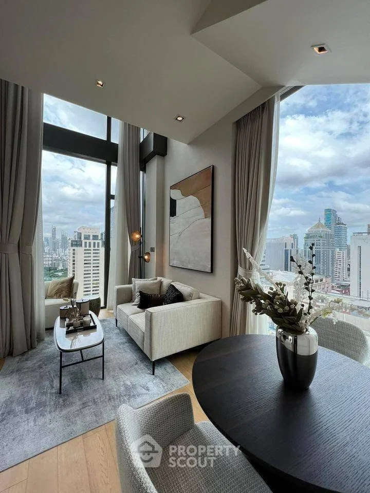 1 Bedroom condo in 28 Chidlom