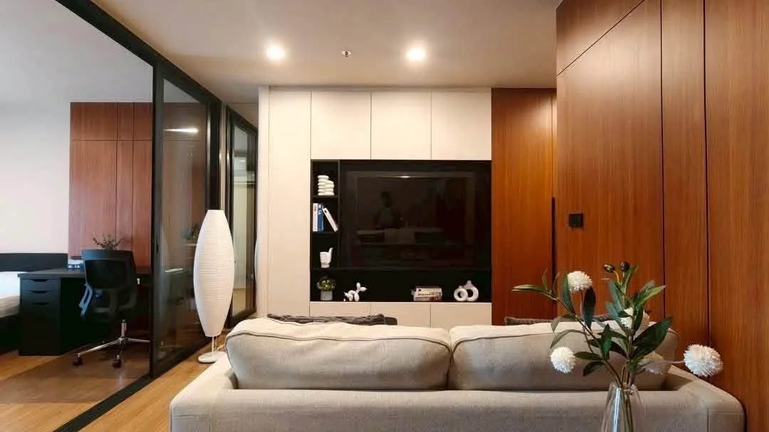 1 Bedroom condo in The Line Vibe