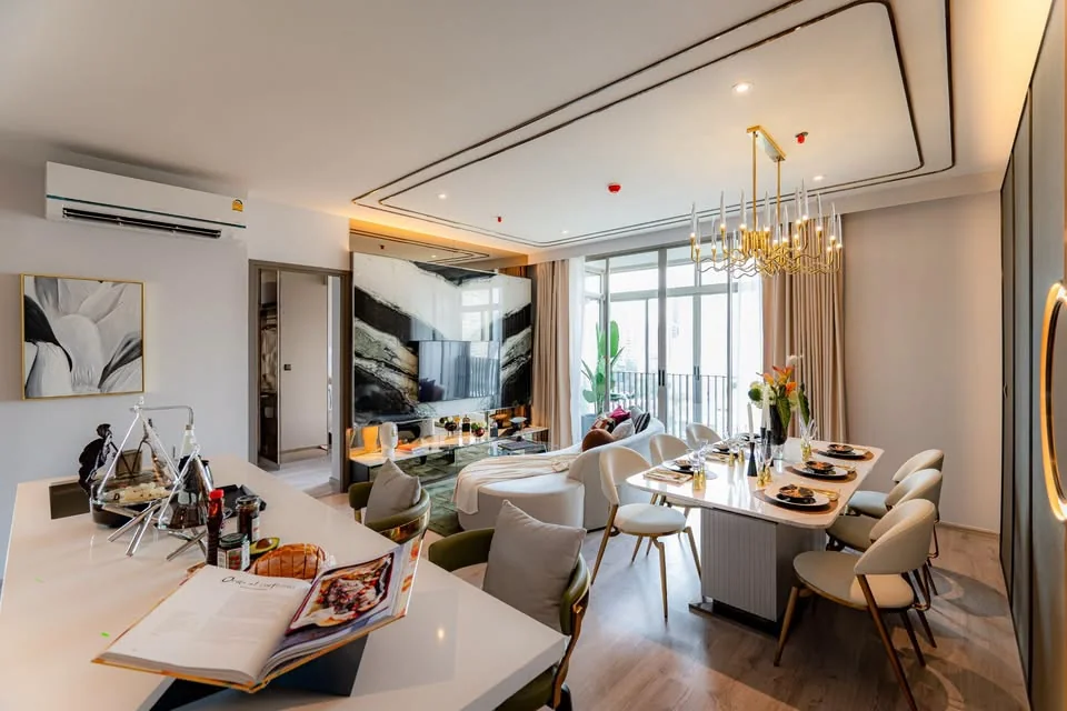 2 Bedroom condo in Rhythm Ekkamai Estate