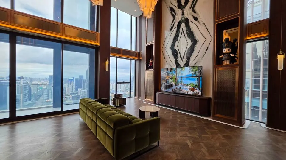3 Bedroom condo in The Esse at Singha Complex