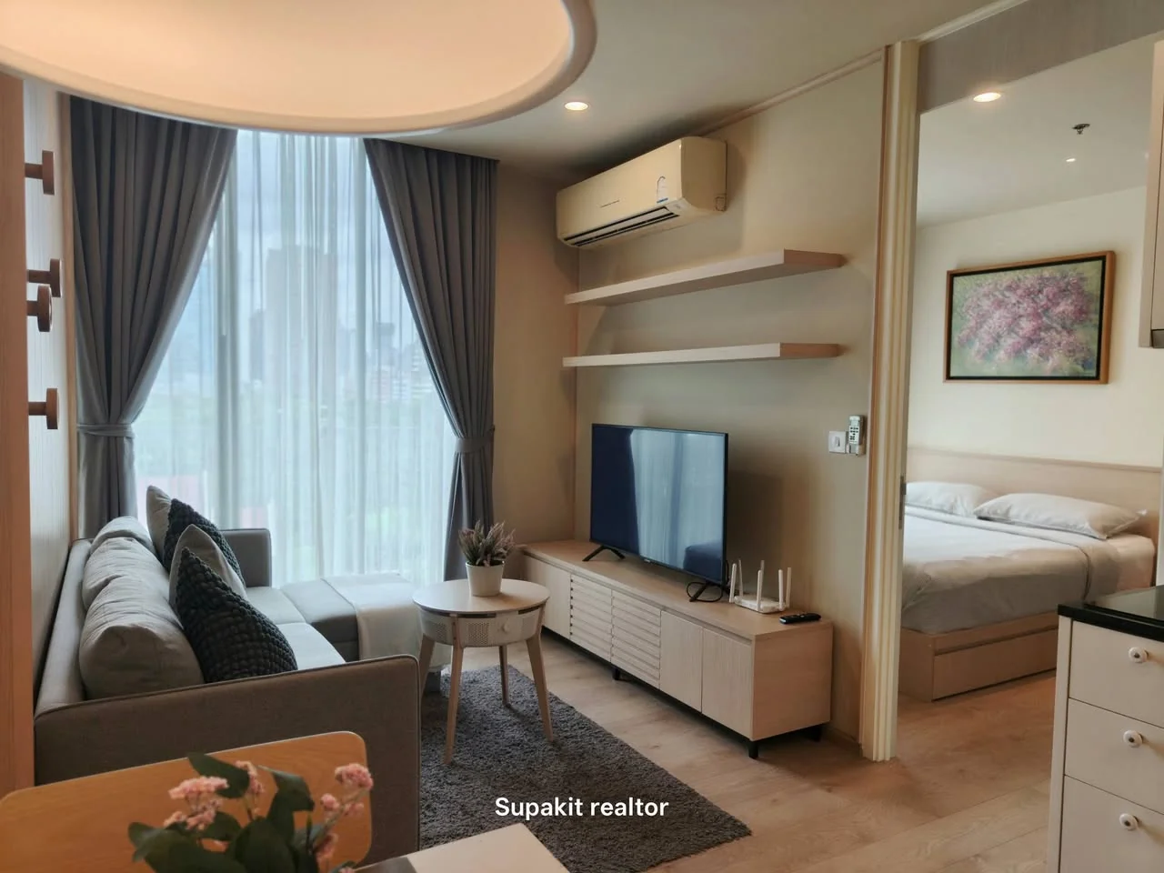 Studio condo in Noble Recole