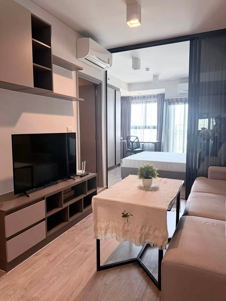1 Bedroom condo in IDEO Sathorn-Wongwian Yai