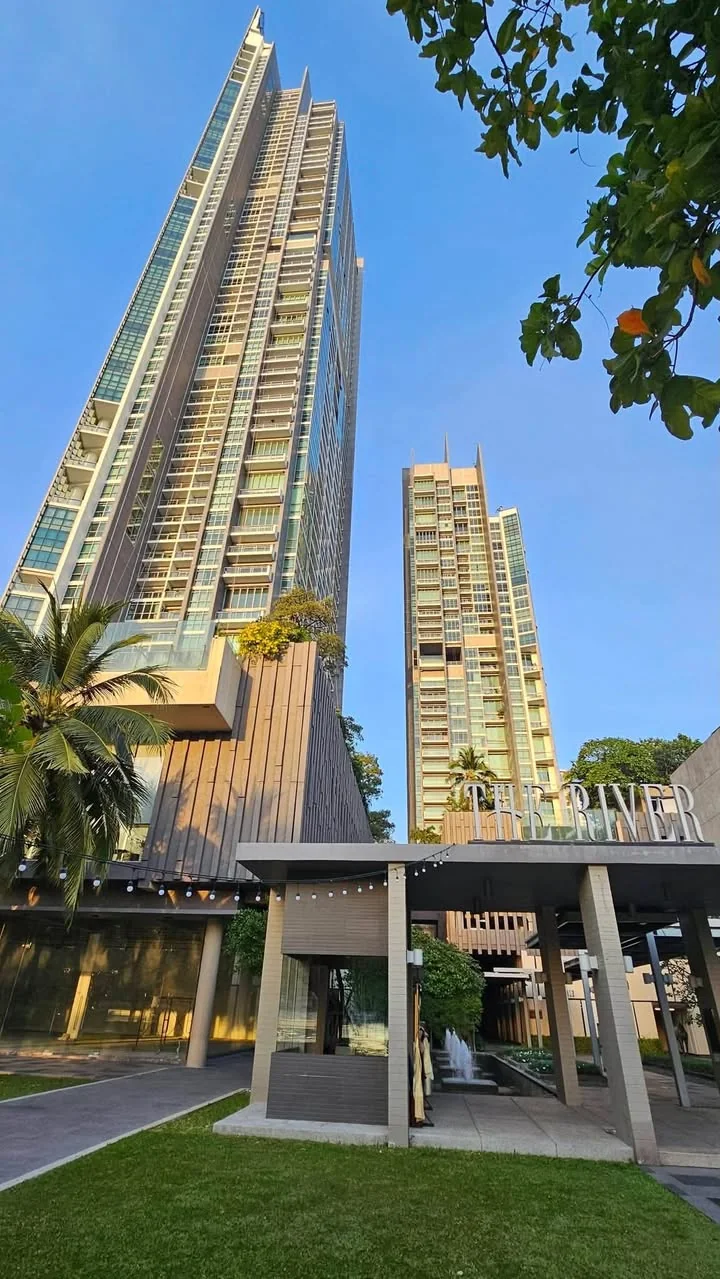 2 Bedroom condo in River House Condominium