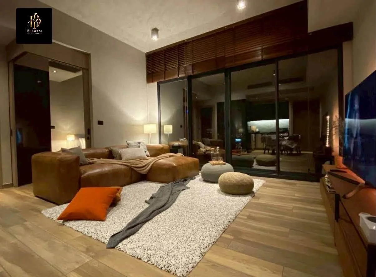 2 Bedroom condo in The Lofts Asoke