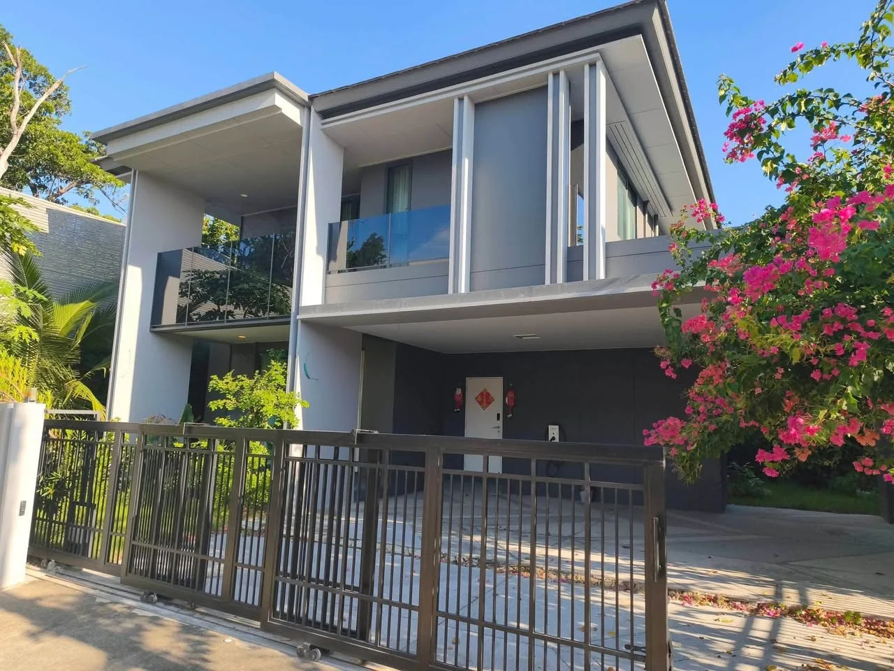 4 Bedroom condo in Setthasiri-Krungthep Kreetha 2