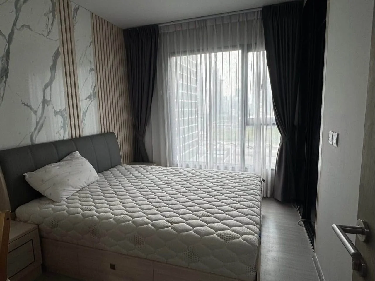 1 Bedroom condo in Life Asoke-Rama 9