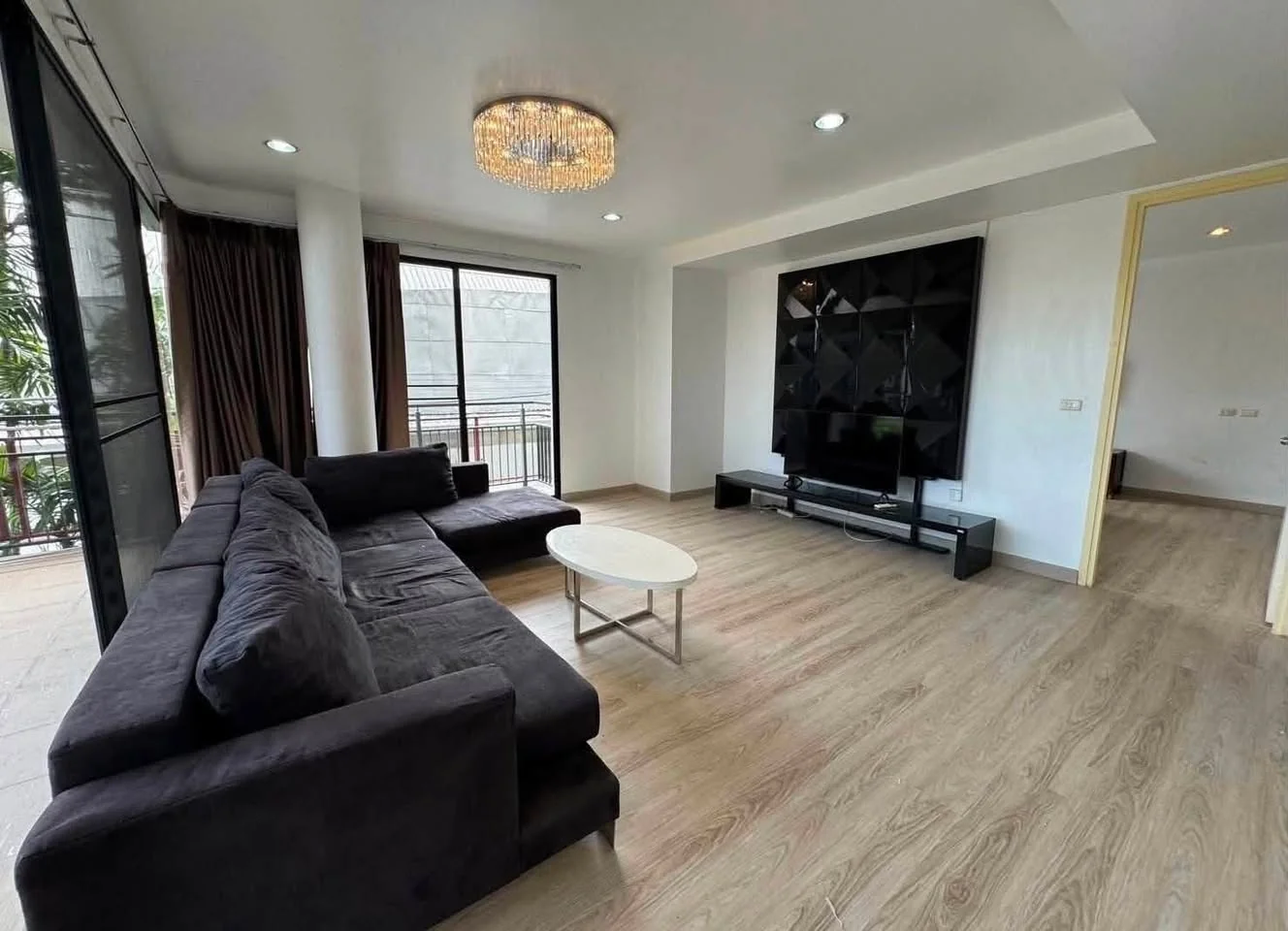 2 Bedroom condo in Amanta Ratchada