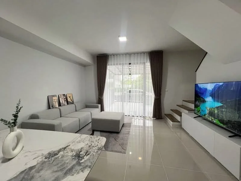 3 Bedroom condo in MeStyle @ Sukhumvit-Bangna