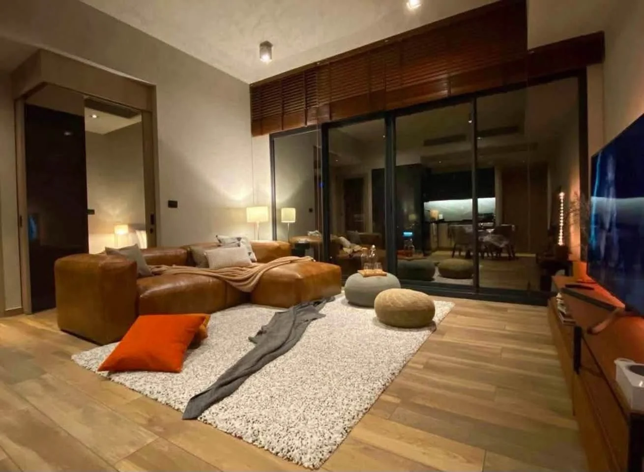 2 Bedroom condo in The Lofts Asoke