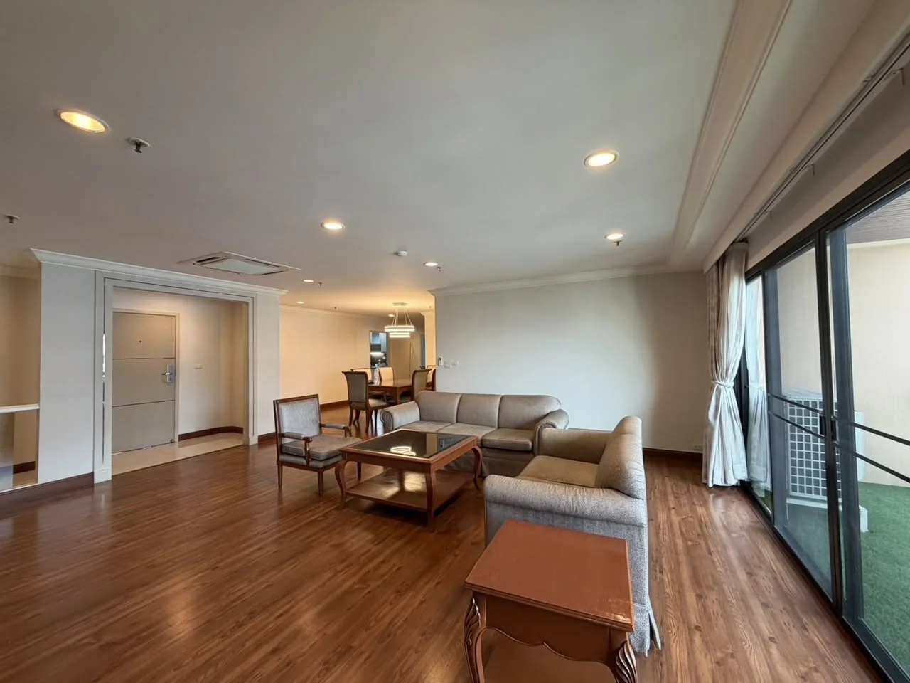 3 Bedroom condo in G.P. Grande Tower