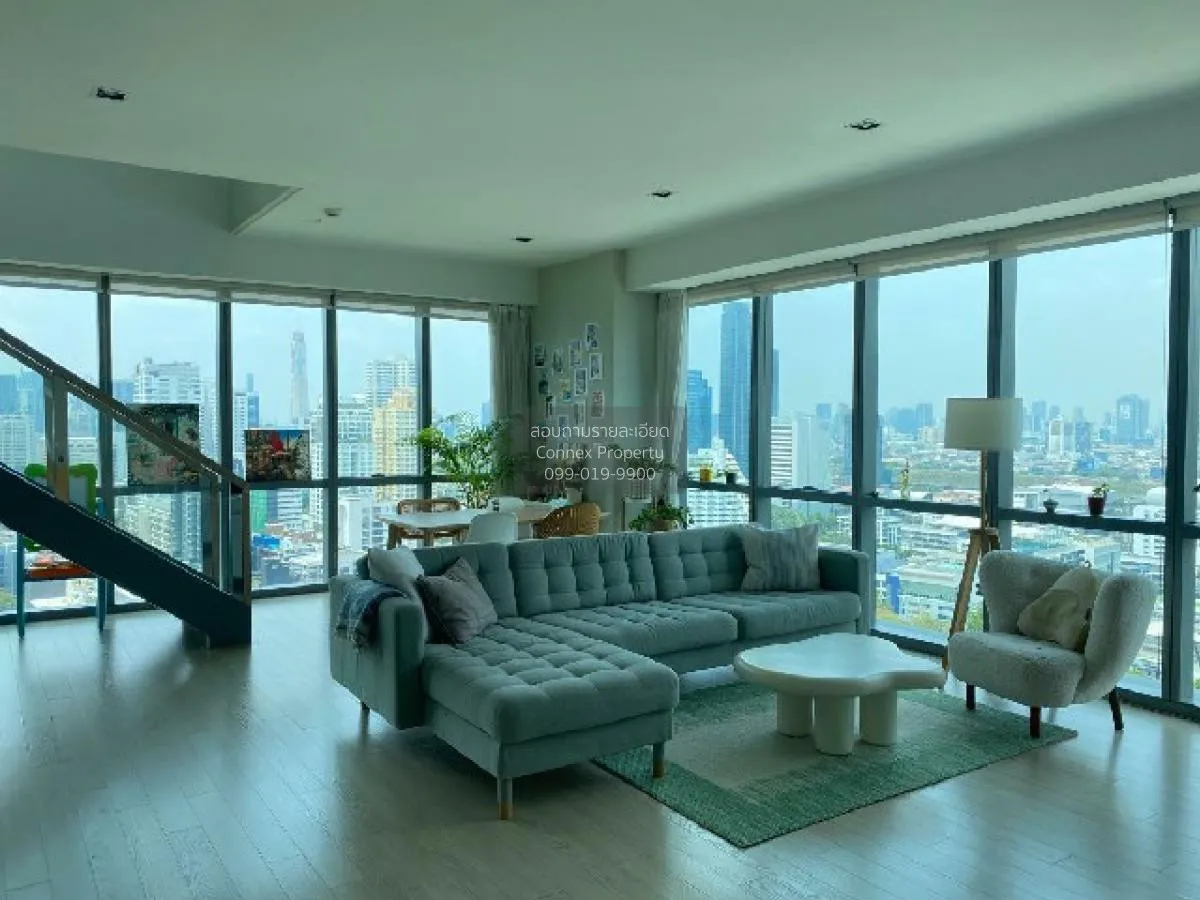 2 Bedroom condo in The Room Sukhumvit 21