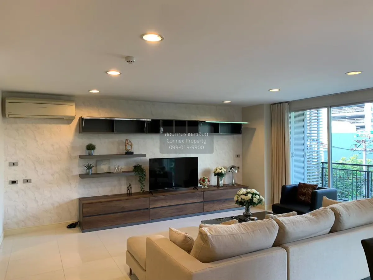 3 Bedroom condo in The Crest Sukhumvit 24