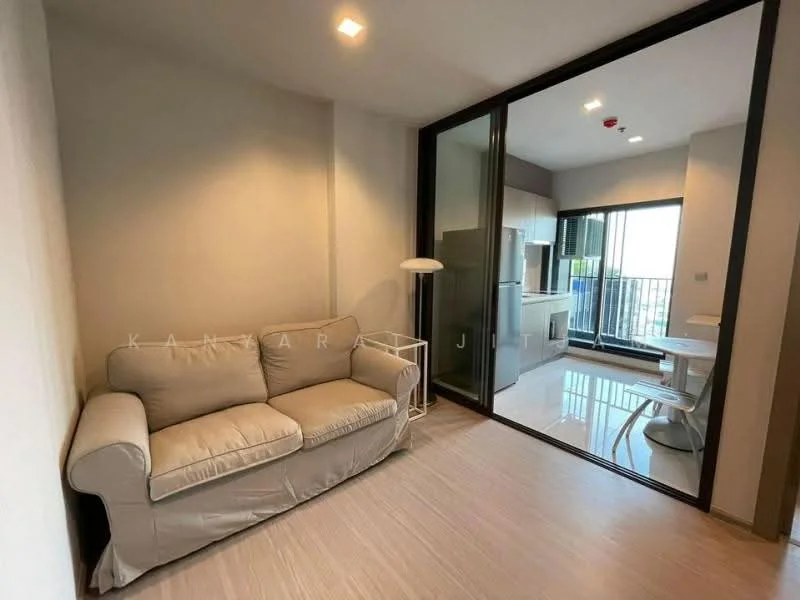 1 Bedroom condo in Life Asoke-Rama 9