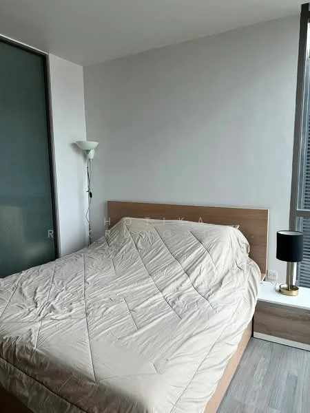 1 Bedroom condo in The Room Sukhumvit 69