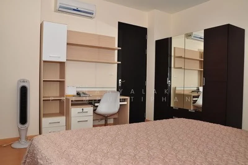 1 Bedroom condo in Baan Klang Krung Siam-Pathumwan