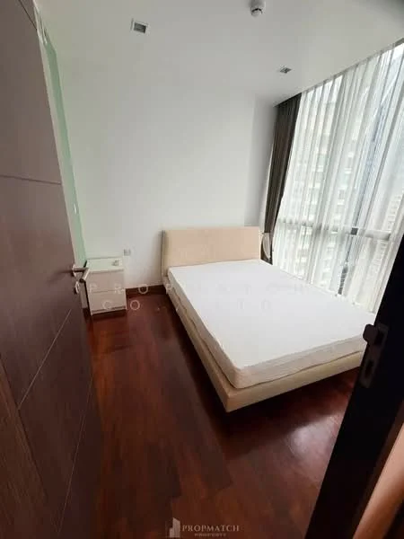 1 Bedroom condo in Wish Signature Midtown Siam