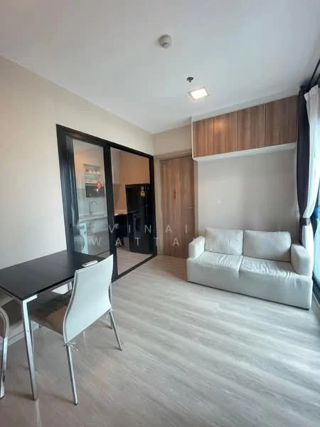 1 Bedroom condo in Condolette Midst Rama 9
