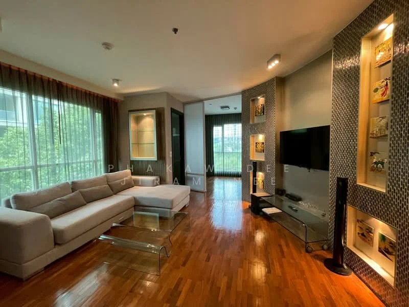 2 Bedroom condo in The Address Chidlom