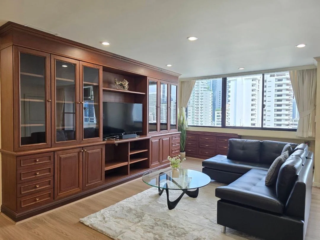 2 Bedroom condo in Sukhumvit Casa