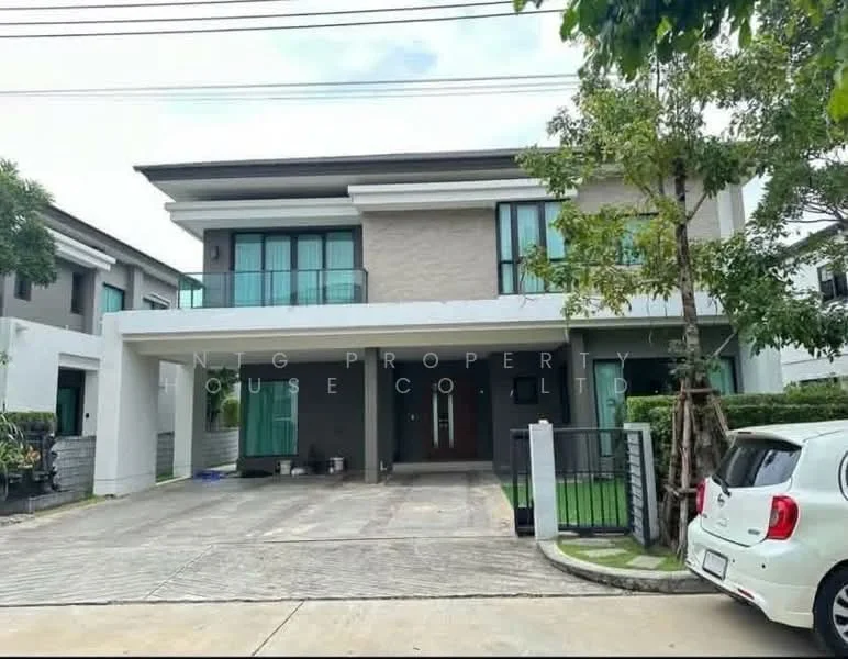 4 Bedroom condo in The City Ramintra 2
