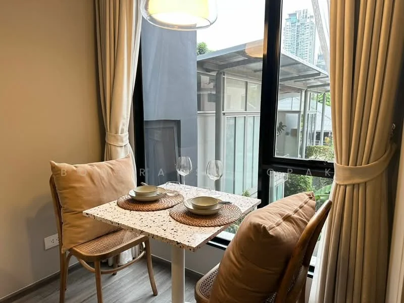1 Bedroom condo in IDEO Mobi Sukhumvit 40