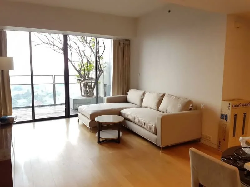 2 Bedroom condo in The Met Sathorn