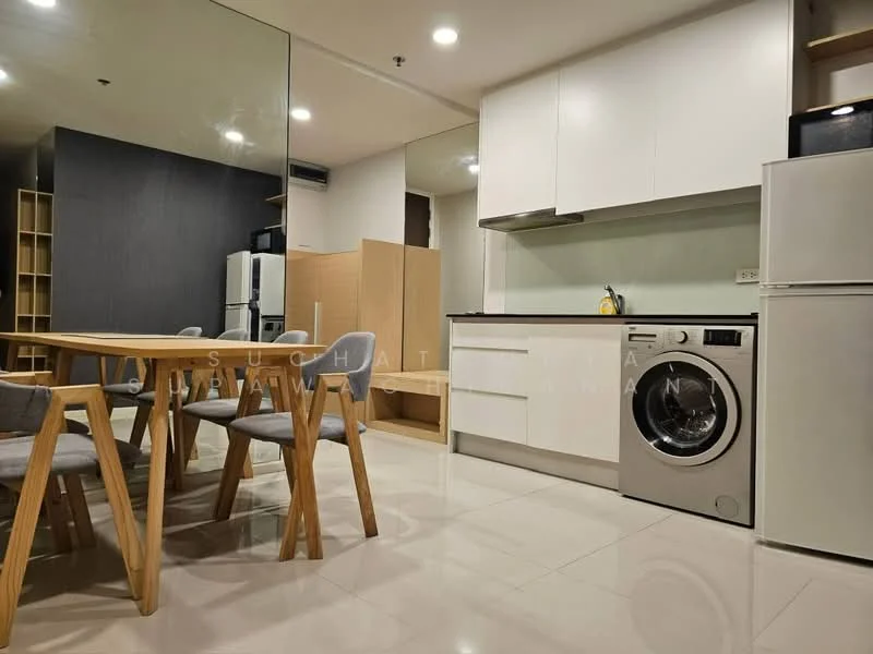 1 Bedroom condo in 15 Sukhumvit Residences