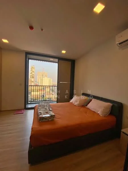 1 Bedroom condo in XT Phayathai