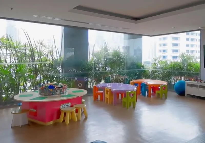 1 Bedroom condo in Aequa Sukhumvit 49
