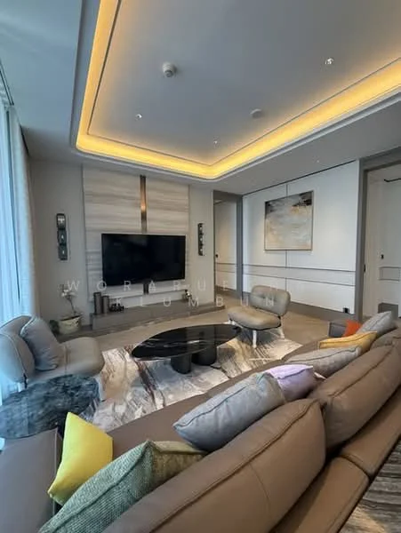 2 Bedroom condo in 98 Wireless