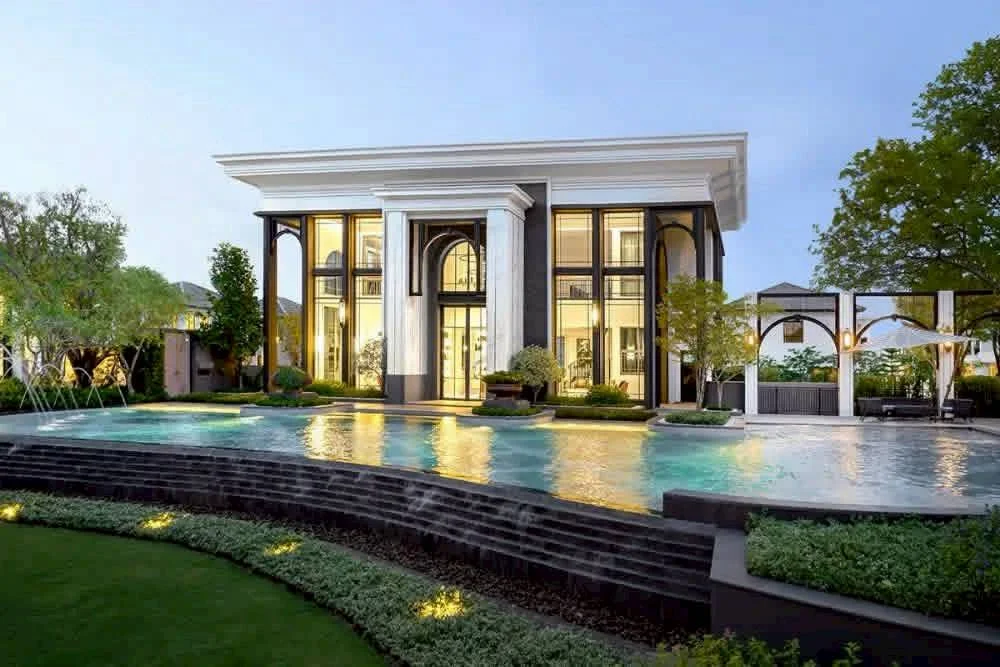 4 Bedroom condo in Setthasiri Bangna-Suvarnabhumi