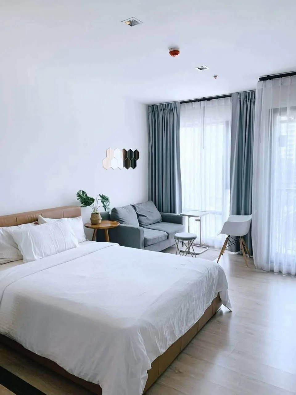 1 Bedroom condo in Rhythm Sukhumvit 36-38