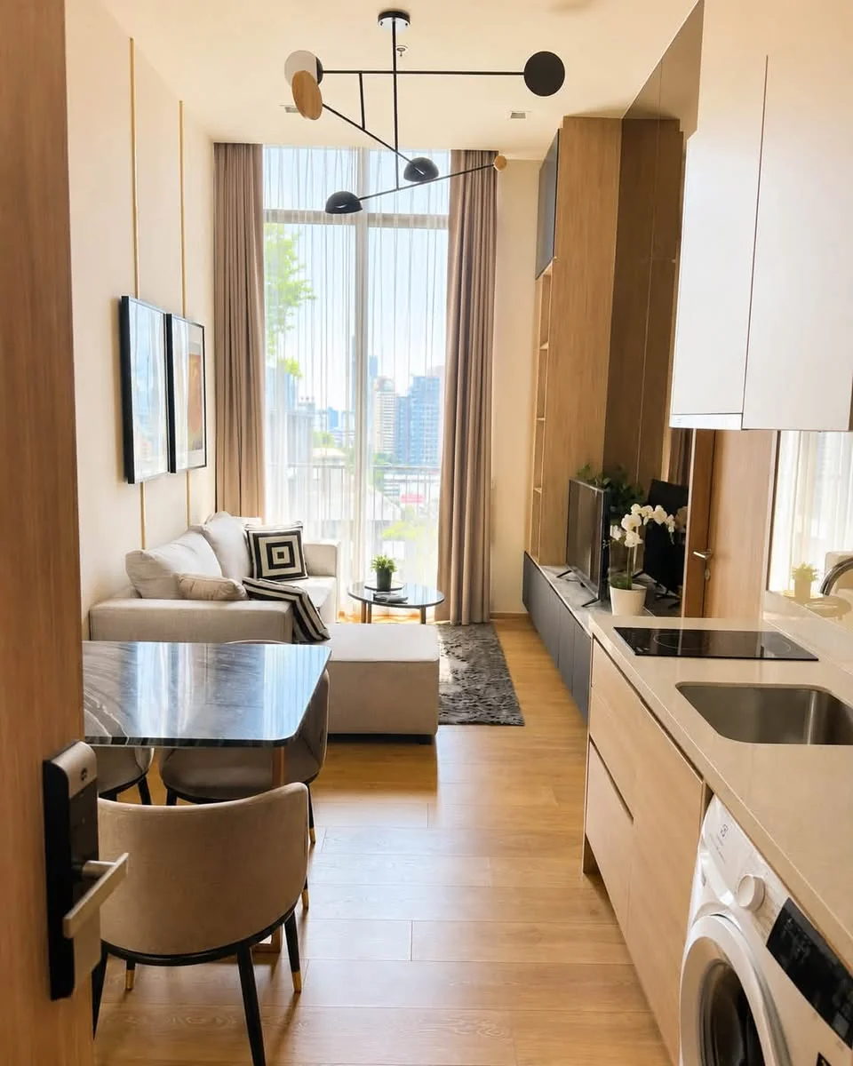 Studio condo in Noble Around Sukhumvit 33