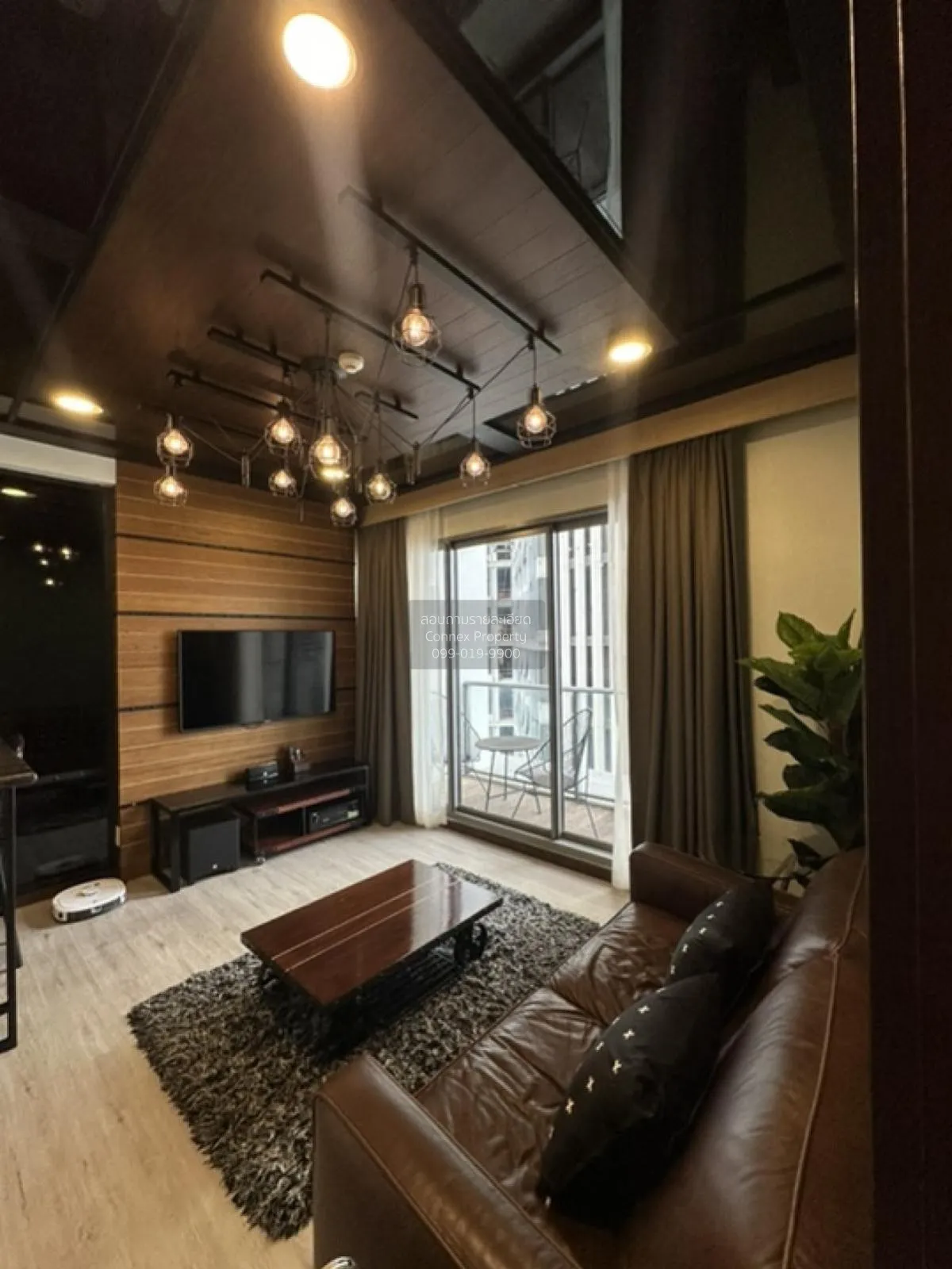 1 Bedroom condo in The Lofts Ekkamai
