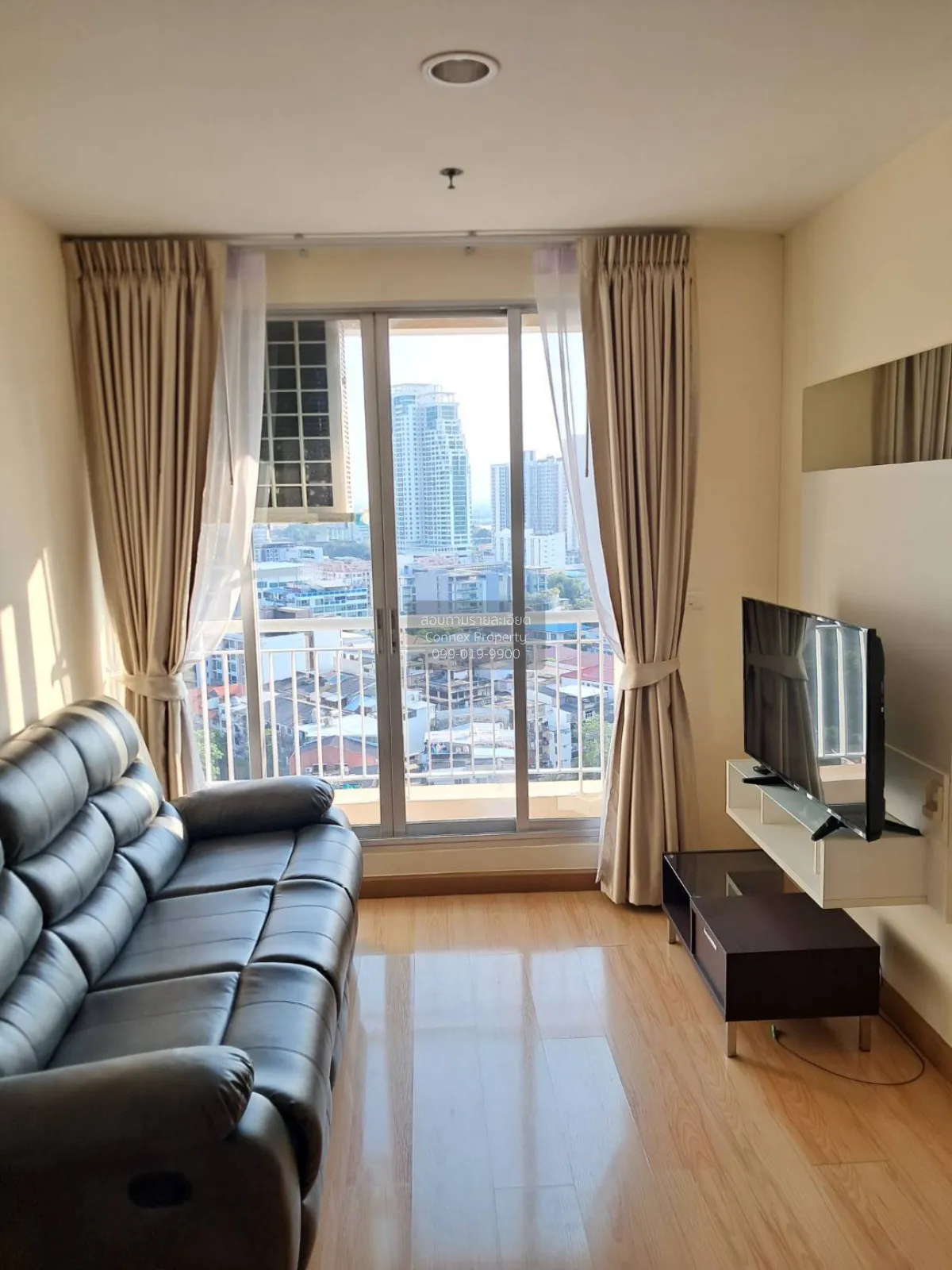 2 Bedroom condo in Life @ Sukhumvit 65