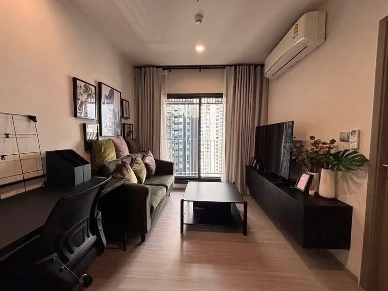 1 Bedroom condo in Life Asoke Hype