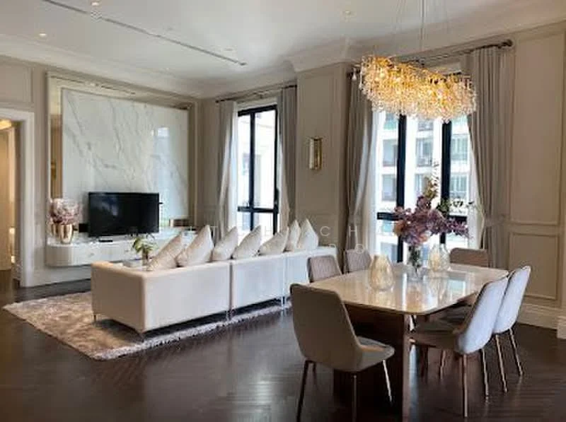 2 Bedroom condo in 98 Wireless