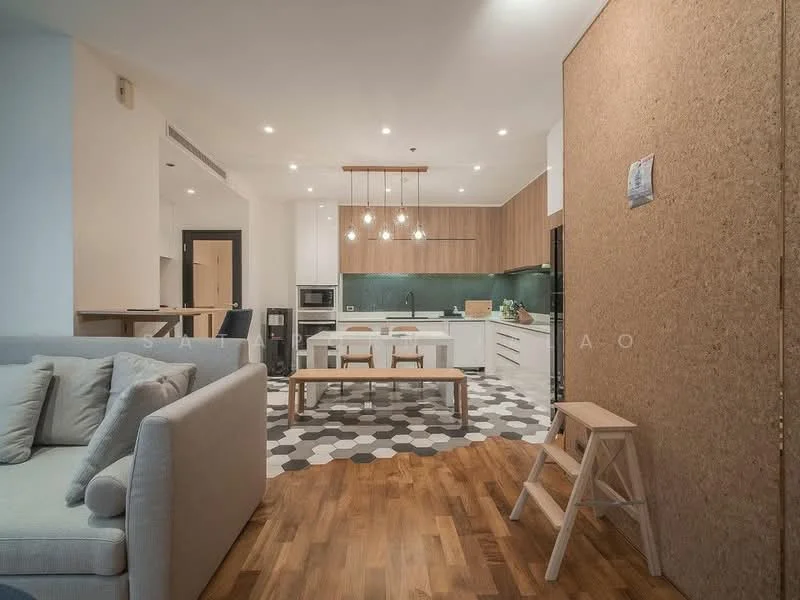 2 Bedroom condo in Noble Ora