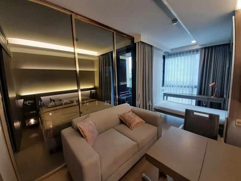 1 Bedroom condo in Urbitia Thonglor