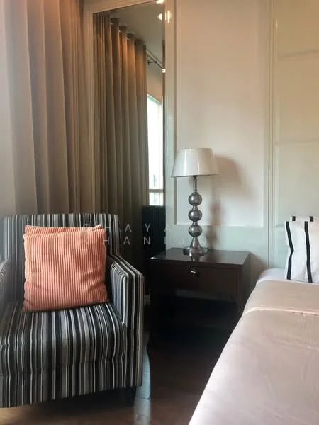 1 Bedroom condo in The Address Chidlom
