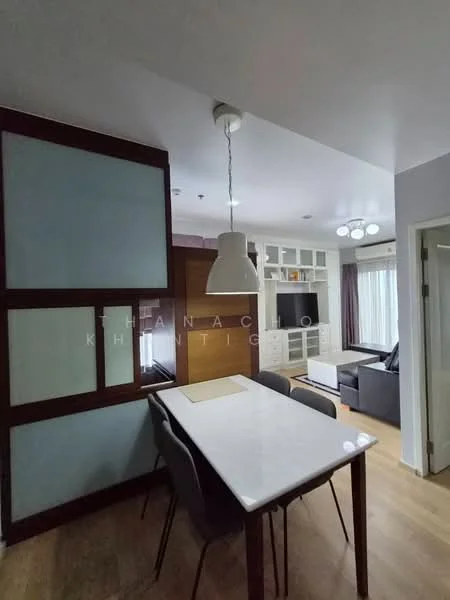 2 Bedroom condo in Noble Refine