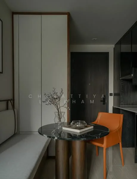 1 Bedroom condo in Noble Around Ari
