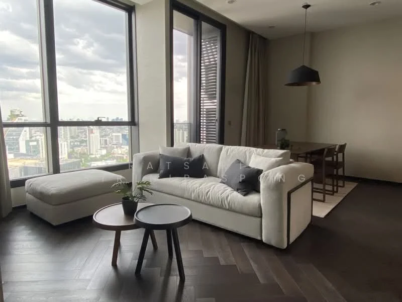 2 Bedroom condo in The Esse Sukhumvit 36