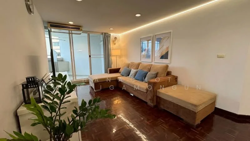 2 Bedroom condo in Tai Ping Towers