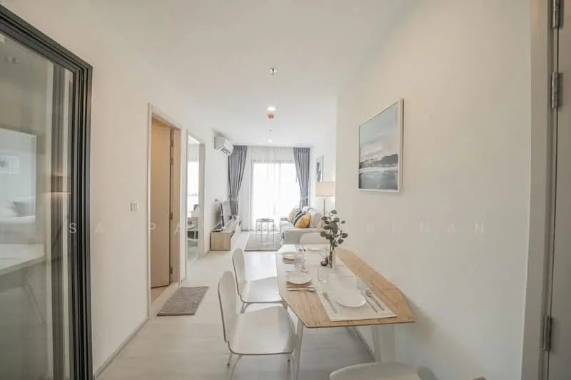 2 Bedroom condo in Life Asoke