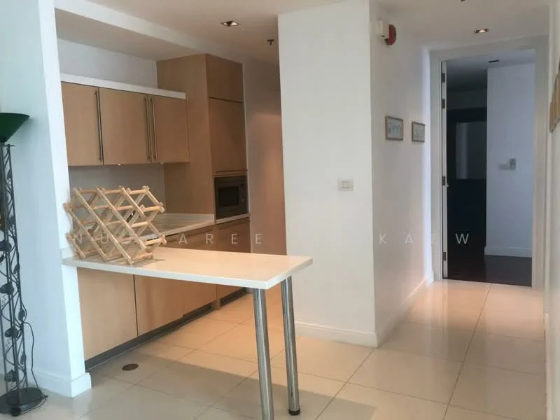 2 Bedroom condo in Athenee Residence