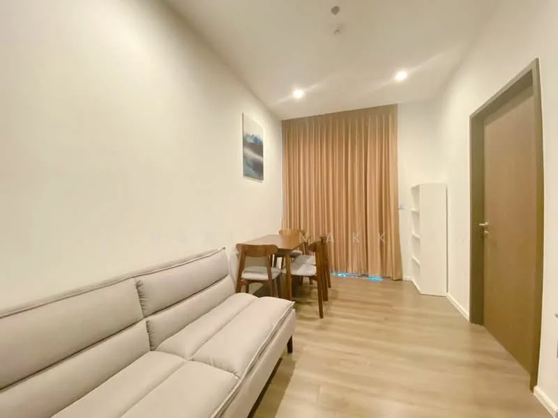 1 Bedroom condo in Whizdom Essence