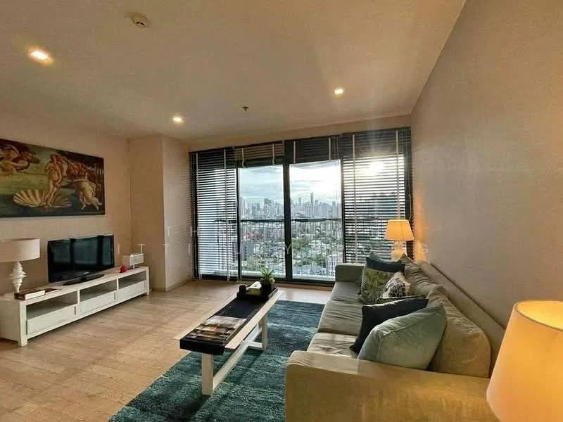1 Bedroom condo in Noble Solo